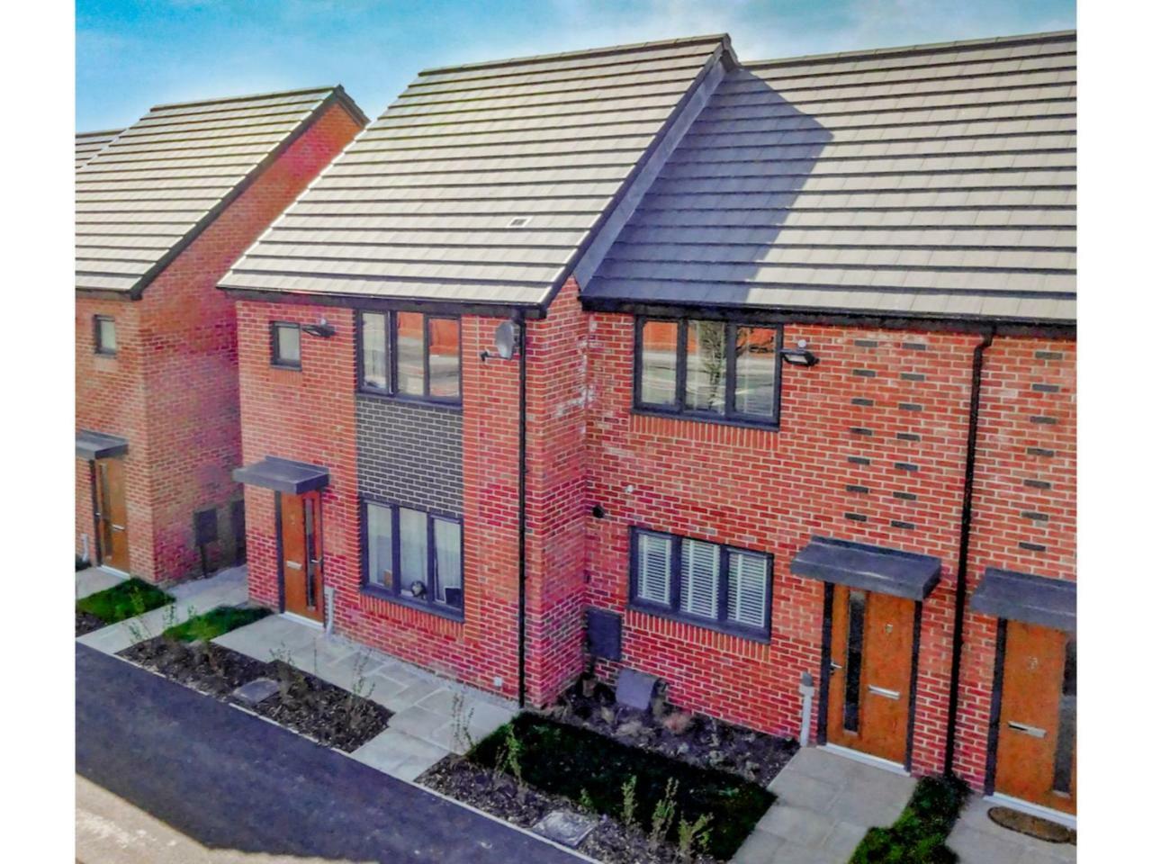 Newly Built, Splendid House For 5 In Manchester! Exteriör bild