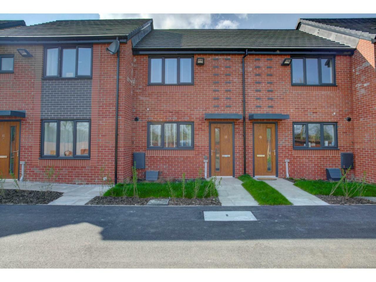 Newly Built, Splendid House For 5 In Manchester! Exteriör bild